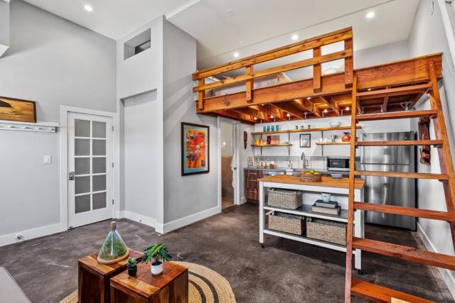 22956 E Cliff Drive, Santa Cruz CA: https://media.crmls.org/mediaz/7c29120d-1c88-49e0-8f14-28fd8c018af0.jpg