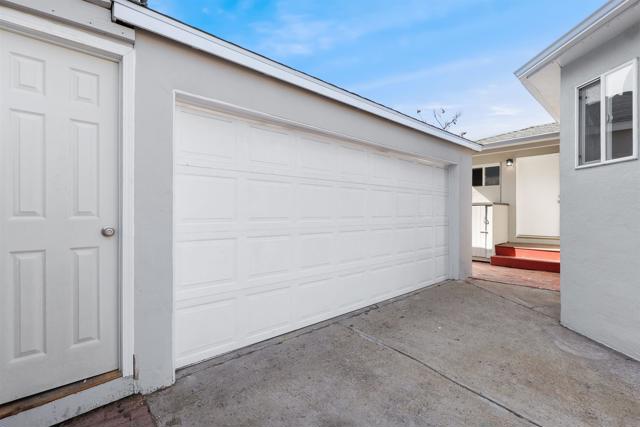 4462 52Nd St, San Diego CA: https://media.crmls.org/mediaz/7c2919cb-0e0f-44df-8d4f-da1fb3a65c23.jpg