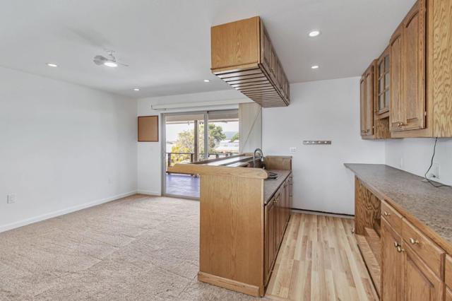 415 Kelly Avenue, Half Moon Bay CA: https://media.crmls.org/mediaz/7c29ae95-f0ab-4cbf-a604-51be4b87273d.jpg