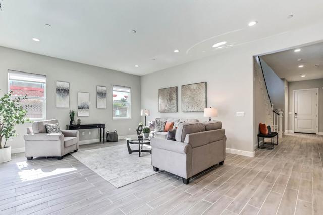 6736 Grasshopper Avenue, Newark CA: https://media.crmls.org/mediaz/7c2a1d05-8fcf-413a-98d8-3dff900850f1.jpg