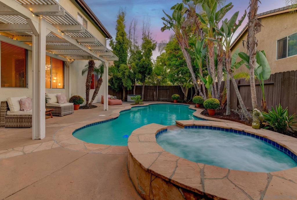 MLS #250039541SD image #32