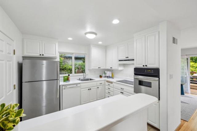 Image 17 of 43 For 12 Washington Street