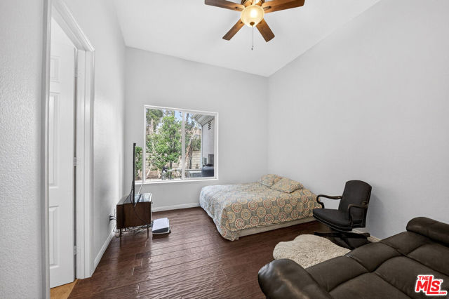 Image 19 of 28 For 1660 Alamitos Circle