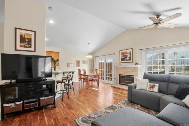 Detail Gallery Image 3 of 29 For 1213 Bitterbush Ln, El Cajon,  CA 92019 - 3 Beds | 2 Baths