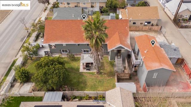 127 E 6th, Tracy CA: https://media.crmls.org/mediaz/7c2f7c98-0168-4f3d-994d-b9d3880aab6c.jpg