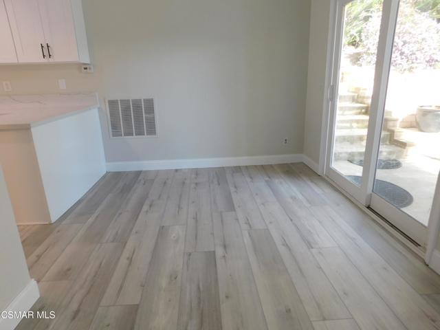 559 Stoney Peak Court, Simi Valley CA: https://media.crmls.org/mediaz/7c2ff888-86bb-43ac-8dc0-2af6ed27e031.jpg