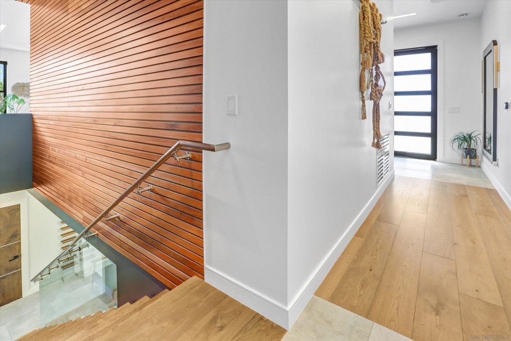 MLS #250022021SD img 13