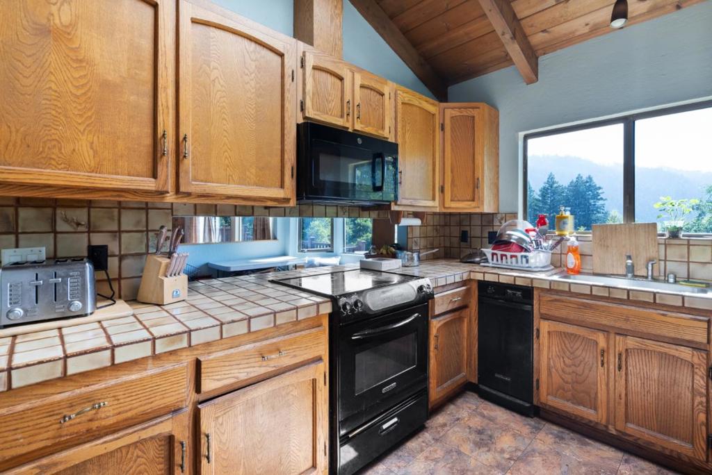 MLS #ML82029117 image #18