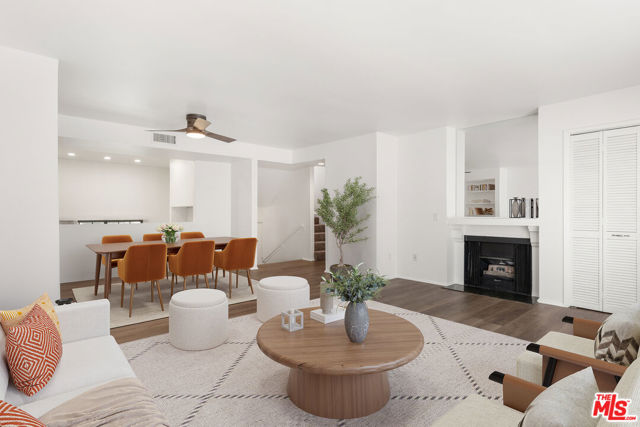 14500 Van Nuys Boulevard, 33 photo 2