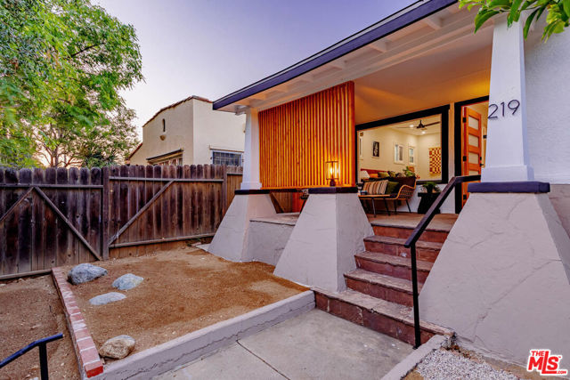 219 Joy Street, Los Angeles CA: https://media.crmls.org/mediaz/7c314168-f9e4-4e0f-a2f2-24e47ed5884a.jpg