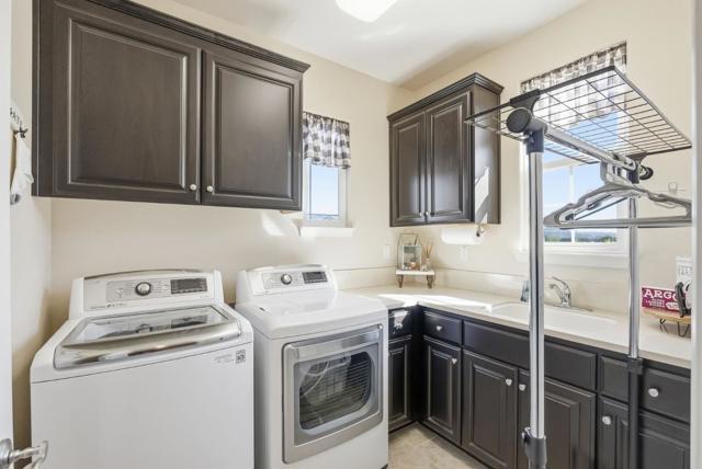 18253 Solano Place, Morgan Hill CA: https://media.crmls.org/mediaz/7c324ff2-cf2d-485a-80c6-869f72546d51.jpg