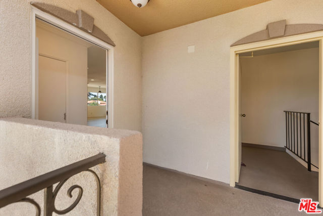 222 7th Street, Santa Monica CA: https://media.crmls.org/mediaz/7c33457c-c19b-40dc-b82c-cc4c3da6e4b1.jpg