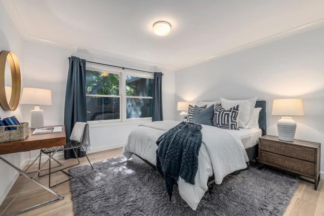 1101 Hobart Street, Menlo Park CA: https://media.crmls.org/mediaz/7c33acc5-3350-47c3-822d-60857c968deb.jpg