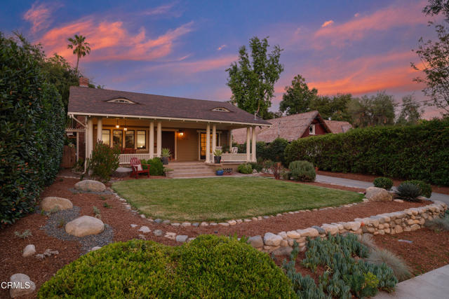 1036 N Chester Avenue, Pasadena CA: https://media.crmls.org/mediaz/7c33f2e7-fbcd-419a-a443-48bb002a9a72.jpg