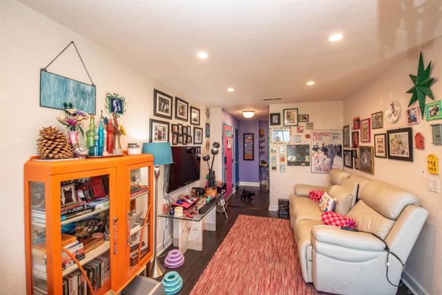 3295 Ocean View Blvd, San Diego CA: https://media.crmls.org/mediaz/7c349e33-24f0-4a29-86a5-96cc85e4af2f.jpg
