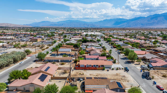 13576 La Mesa Drive, Desert Hot Springs CA: https://media.crmls.org/mediaz/7c35495e-b7f5-4f51-9815-c4be0669ce9e.jpg
