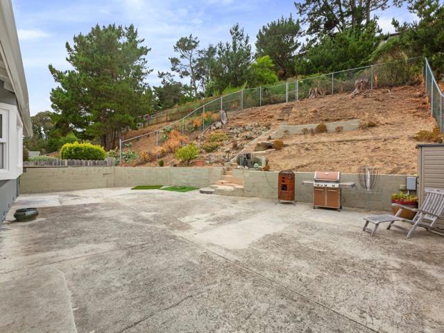 1415 LInda Mar Boulevard, Pacifica CA: https://media.crmls.org/mediaz/7c35aa57-a53d-4abb-b623-af874964ab54.jpg