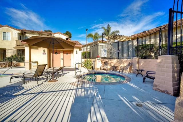 Detail Gallery Image 34 of 35 For 6064 Paseo Acampo, Carlsbad,  CA 92009 - 3 Beds | 2 Baths