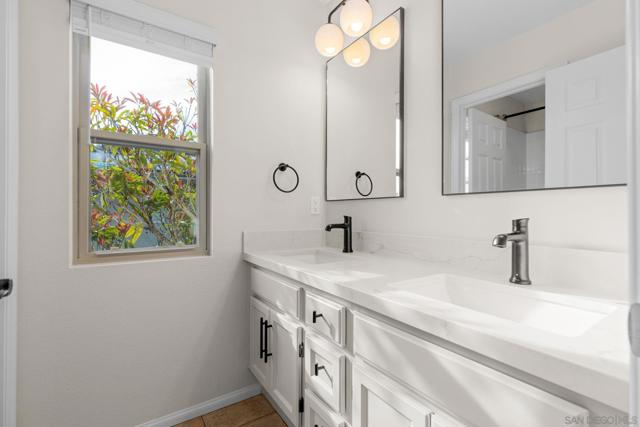 Image 17 of 31 For 7256 Caribou Ct