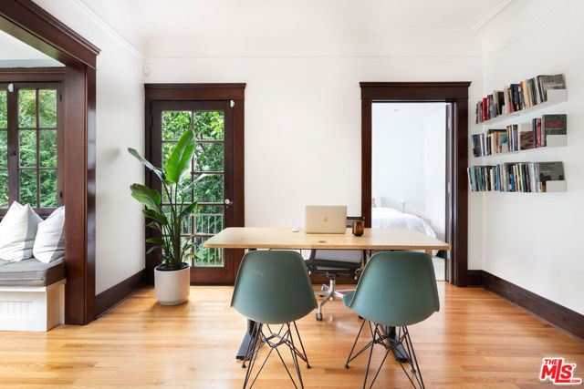 2027 Canyon Drive, Los Angeles CA: https://media.crmls.org/mediaz/7c378a3d-4c7a-41a7-9741-3313bbef81d0.jpg