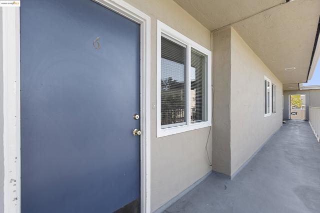 1929 California, Berkeley CA: https://media.crmls.org/mediaz/7c37b2a2-49ef-40da-ae51-f81103f4e5b0.jpg