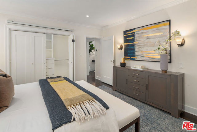 729 N Stanley Avenue, Los Angeles CA: https://media.crmls.org/mediaz/7c38d522-b08f-44b2-acc1-2fb80d81219e.jpg