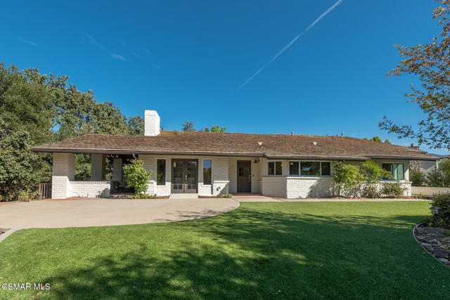 1251 Calle Las Casas, Thousand Oaks CA: https://media.crmls.org/mediaz/7c38f821-0f6f-413d-95e0-e406226b5036.jpg