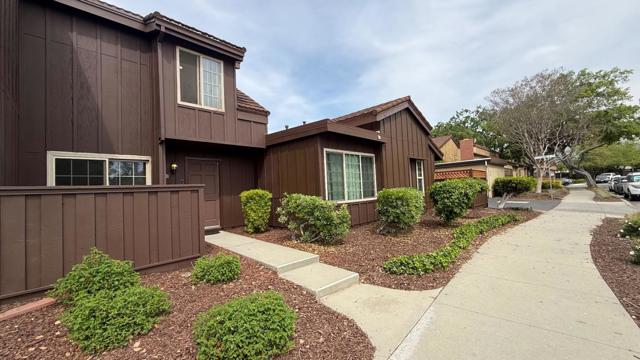 2381 Lava Drive, San Jose CA: https://media.crmls.org/mediaz/7c399ed1-50d8-4c14-8099-7f5126492b44.jpg