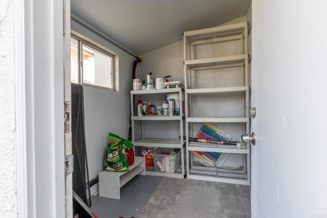 348 Avenida De Las Rosas, Encinitas CA: https://media.crmls.org/mediaz/7c39a247-a0a9-4383-822f-64af31339529.jpg