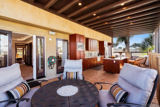 1728 West Lewis, San Diego CA: https://media.crmls.org/mediaz/7c3a10f7-783e-44e2-a9c2-787a1cf02346.jpg