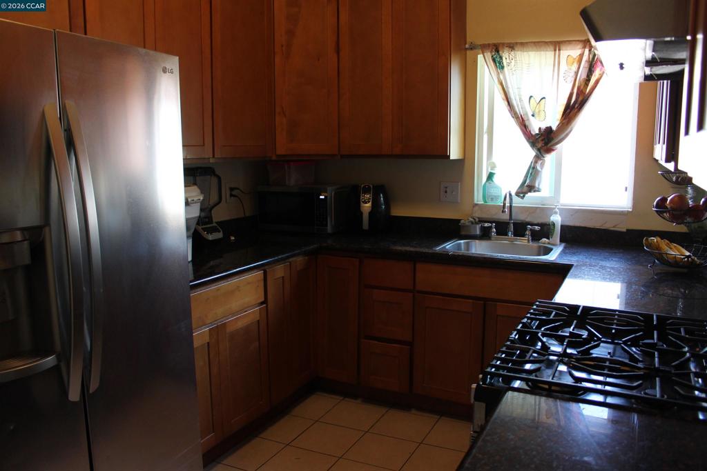 https://media.crmls.org/mediaz/7c3b3a31-6fa9-4be2-99eb-6c075cef1d6f.jpg?preset=X-Large