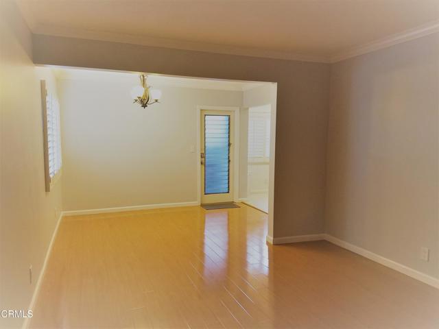 Detail Gallery Image 4 of 9 For 1715 Fair Oaks Ave #5,  South Pasadena,  CA 91030 - 2 Beds | 1 Baths