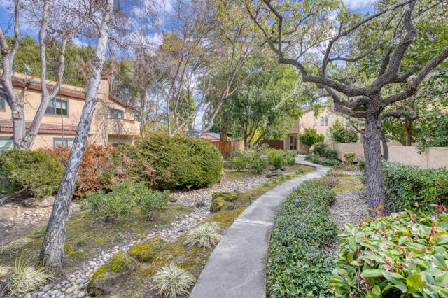 227 Ada Avenue, Mountain View CA: https://media.crmls.org/mediaz/7c3bdfe8-8cd8-4be0-9222-c9f72304d6e2.jpg