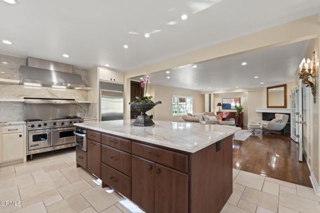 1010 Stoneridge Drive, Pasadena CA: https://media.crmls.org/mediaz/7c3be11f-9cd3-481a-8a52-5157e2166bb6.jpg
