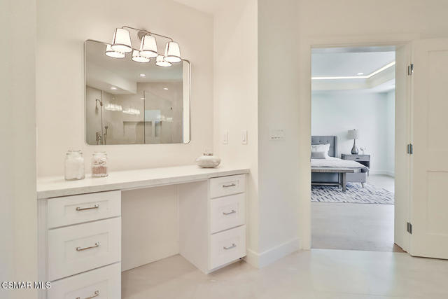 3327 Olivegrove Place, Thousand Oaks CA: https://media.crmls.org/mediaz/7c3c91c2-8fd1-458e-9056-03c3eab24e9a.jpg