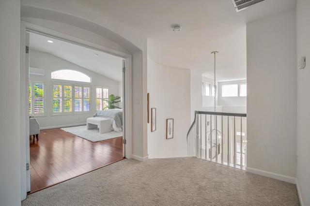 15180 Orion Rd, San Leandro CA: https://media.crmls.org/mediaz/7c3ccd43-6019-4c2e-991e-f6d0b5f6cc1d.jpg