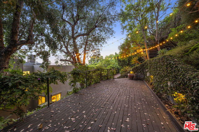 3625 Lowry Road, Los Angeles CA: https://media.crmls.org/mediaz/7c3f0c8c-c55d-41ac-8bd4-9a640e5061a5.jpg