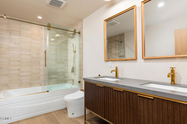 987 Bell Street, Pasadena CA: https://media.crmls.org/mediaz/7c3f5334-76b8-4ec0-a7d5-cd5d33929d63.jpg