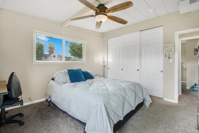 6881 F Street, Tres Pinos CA: https://media.crmls.org/mediaz/7c3f7709-b1a3-44ee-8078-75c7bc8102c7.jpg