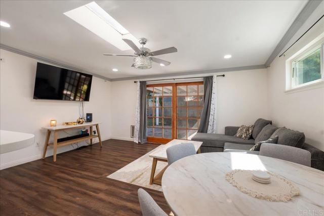 Detail Gallery Image 11 of 31 For 4126 E Plaza Bld, National City,  CA 91950 - 3 Beds | 2 Baths