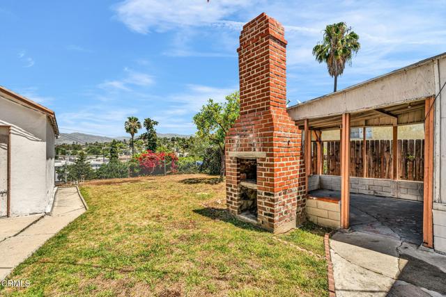 4127 Scandia Way, Los Angeles CA: https://media.crmls.org/mediaz/7c3fb738-fab6-4b7d-9ba0-3bb224f32ecb.jpg