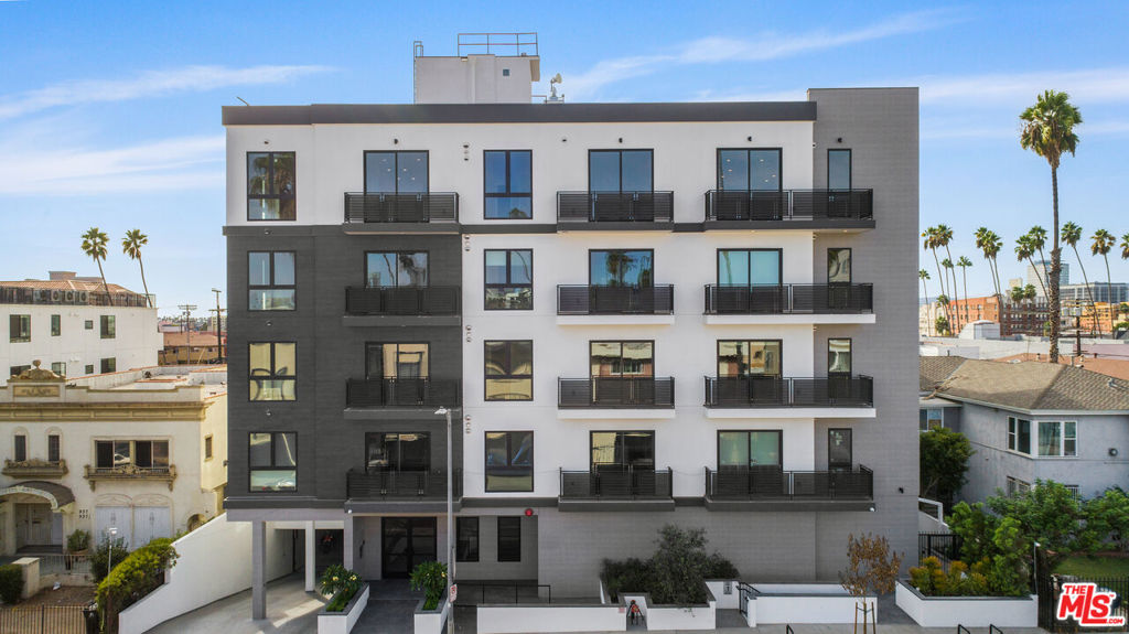 927 Fedora Street #308