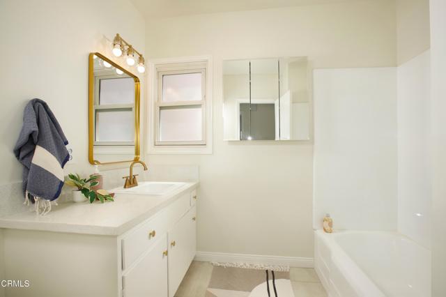 Detail Gallery Image 17 of 25 For 3749 Fairesta St, La Crescenta,  CA 91214 - 2 Beds | 1 Baths