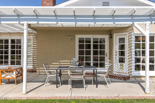 4650 Encinas Drive, La Canada Flintridge CA: https://media.crmls.org/mediaz/7c43b504-e510-42a1-814f-c3722426c9a0.jpg
