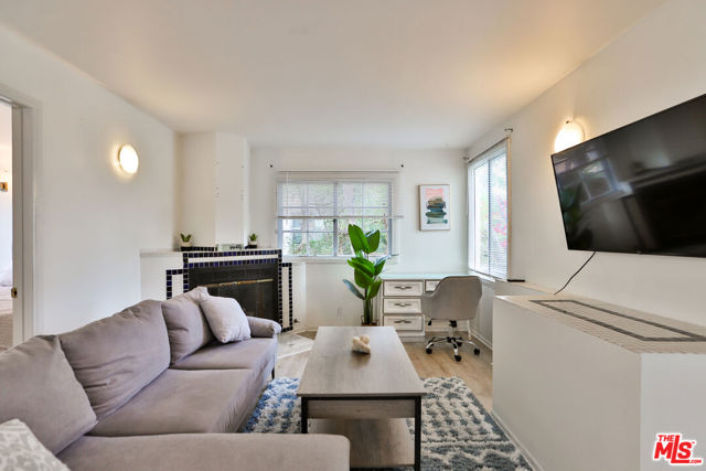 3110 Highland Avenue, Santa Monica CA: https://media.crmls.org/mediaz/7c43df57-14a4-486a-89bd-ceab1c89b61d.jpg