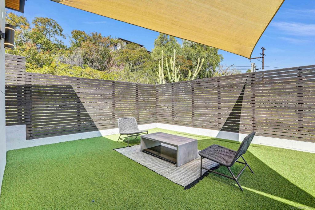 MLS #250022021SD img 23