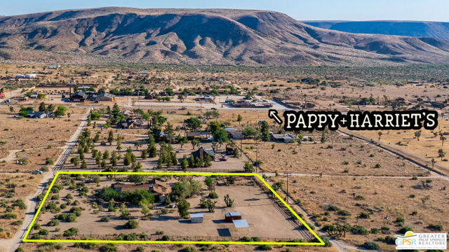 53655 Annie Oakley Road, Pioneertown CA: https://media.crmls.org/mediaz/7c447b54-e310-4f86-b32e-21a7138b9903.jpg