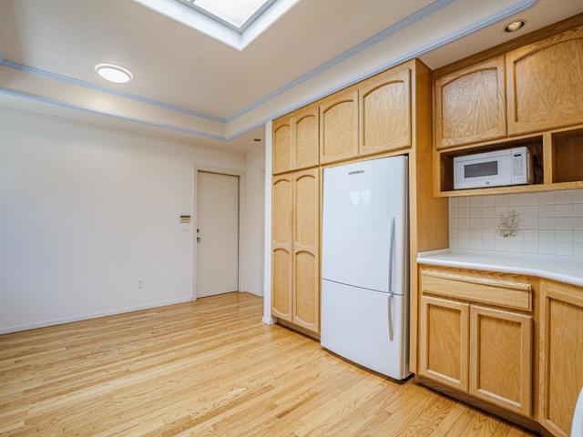 739 Quartz Street, Redwood City CA: https://media.crmls.org/mediaz/7c45c4f9-bad2-4a9c-bc8d-d278b43394e0.jpg