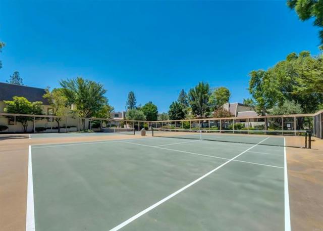 Detail Gallery Image 44 of 63 For 6145 Shoup Ave #41,  Woodland Hills,  CA 91367 - 2 Beds | 2 Baths