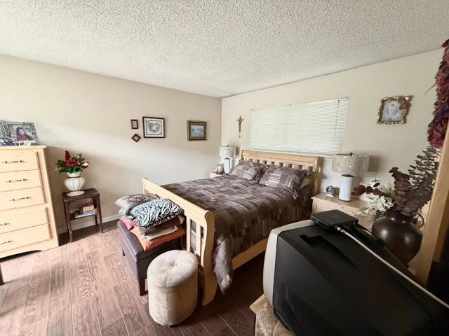74 Meadow Terrace, Watsonville CA: https://media.crmls.org/mediaz/7c45fa19-57da-4284-acf7-567b7dba3fa9.jpg